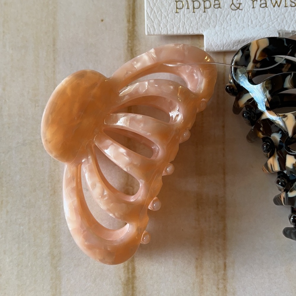 Anthropologie Pippa Claw Hair Clip Set - Picture 4 of 7